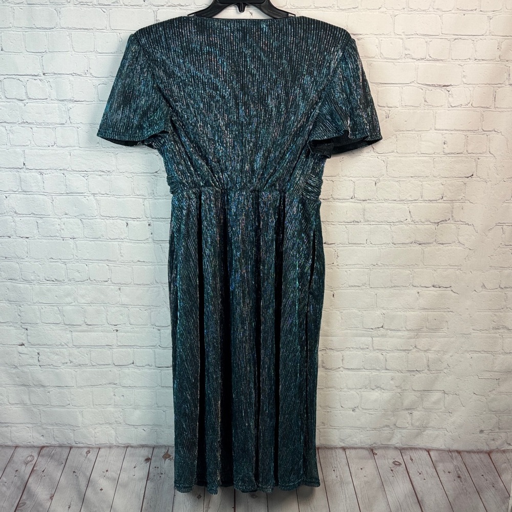 BloomChic Shimmering Teal and Black Midi Dress Size Medium 10 - Picture 7 of 7